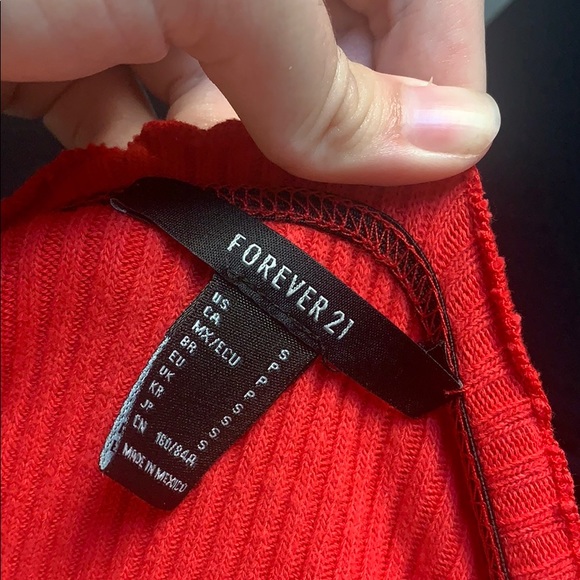 CUTEST CROP TOP EVER - Picture 5 of 5